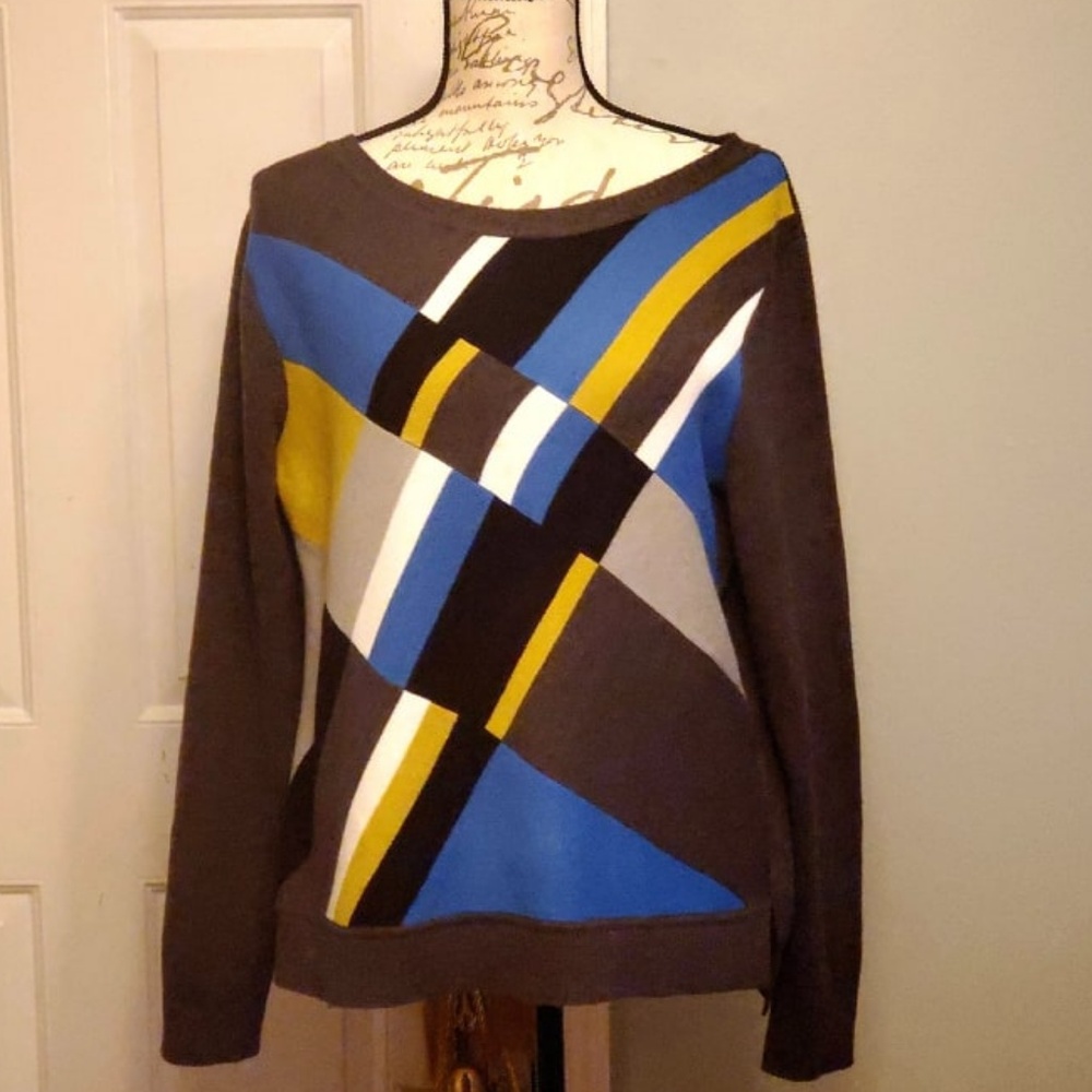 Jones New York Sweater  Contemp pattern Size Lg